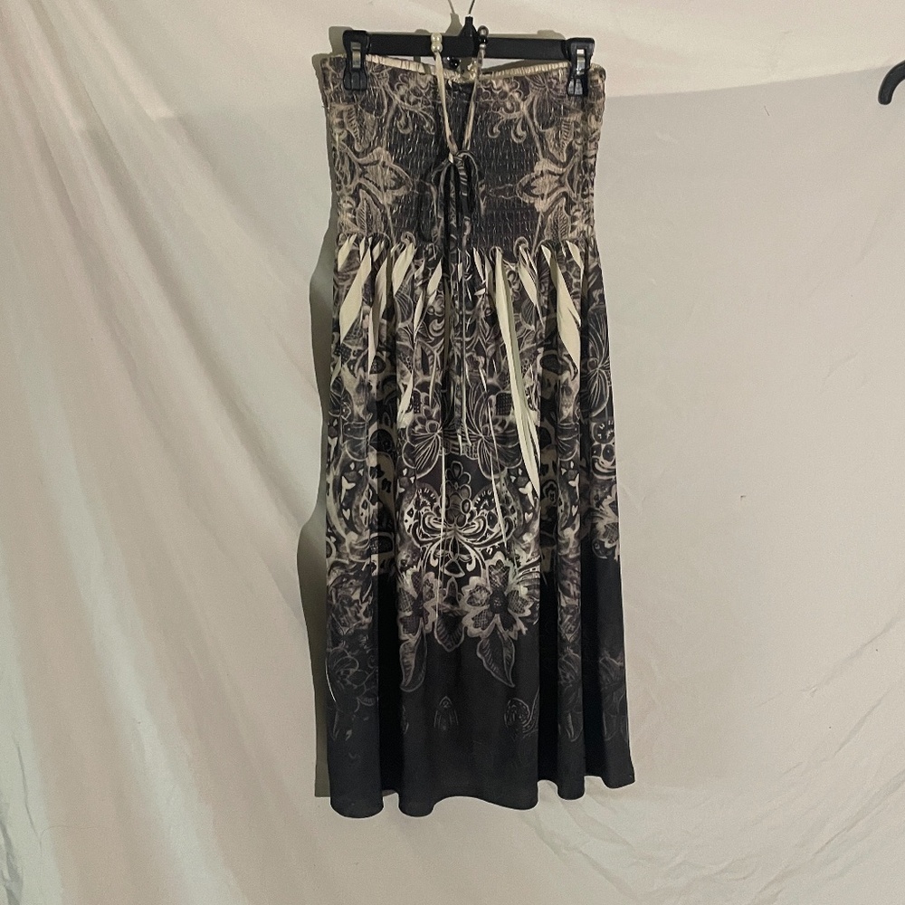 Smocked Black and Cream Midi Dress - Picture 2 of 5